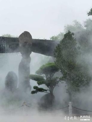 人造仙境來(lái)了！濟(jì)南泉城公園出現(xiàn)人工造霧