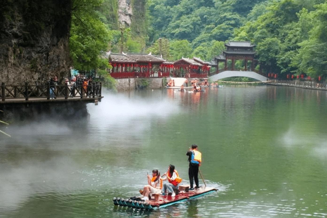 景區(qū)人造霧景觀(guān)設(shè)計(jì)：以細(xì)膩?zhàn)兓贸删蛪?mèng)幻空間氛圍